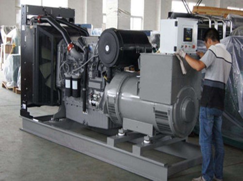 合肥柴油发电机组和储能设备配合使用的案例